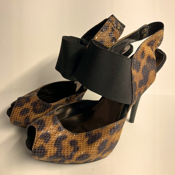 Simply Vera Vera Wang Women’s Peep Toe Stiletto Heels, Size 8 Med, Animal Print - Picture 2 of 6